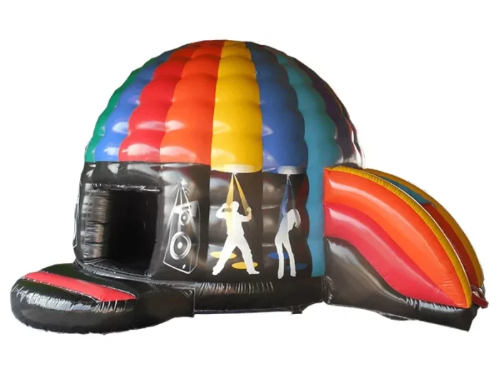 Château gonflable dôme multicolore avec toboggan et thème discothèque, parfait pour fêtes et animations, amusant et sécurisé, disponible à acheter en ligne.